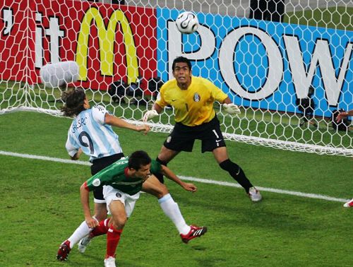 英超巅峰对决！阿森纳VS曼城：伤病阴影下的豪门较量  